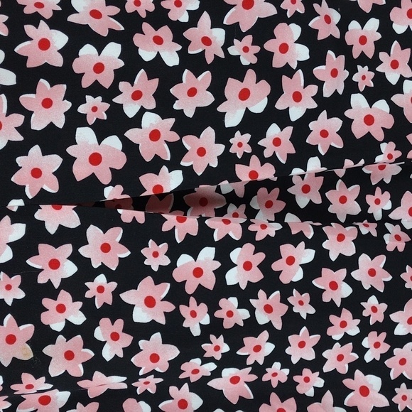 Cabi Black Pink Floral V-Neck Pleated Front Short Cap Sleeve Pullover Tunic Top - Picture 3 of 12